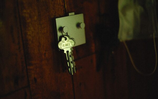 Smart nøkkelsystem hjemme uten dyre løsninger